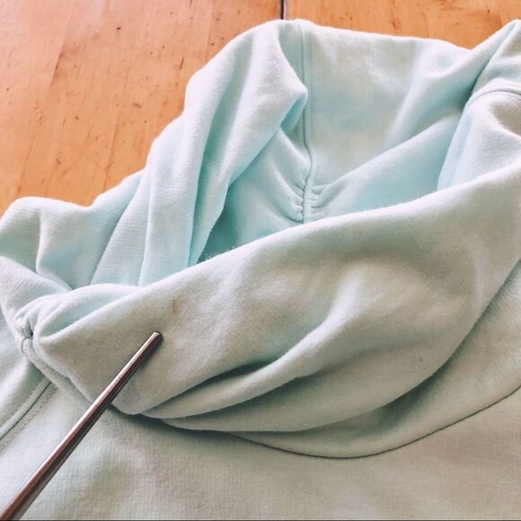 Zella Erica Twist Cowl Neck Pullover Size Medium - Picture 10 of 12